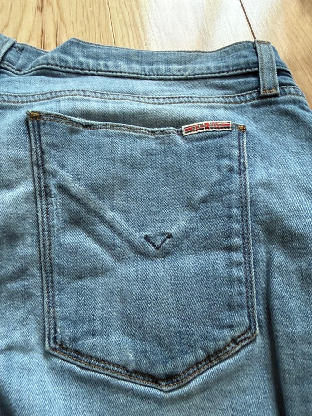 Hudson Jeans Light Blue Distressed Frayed Hem Denim Shorts - Picture 7 of 9